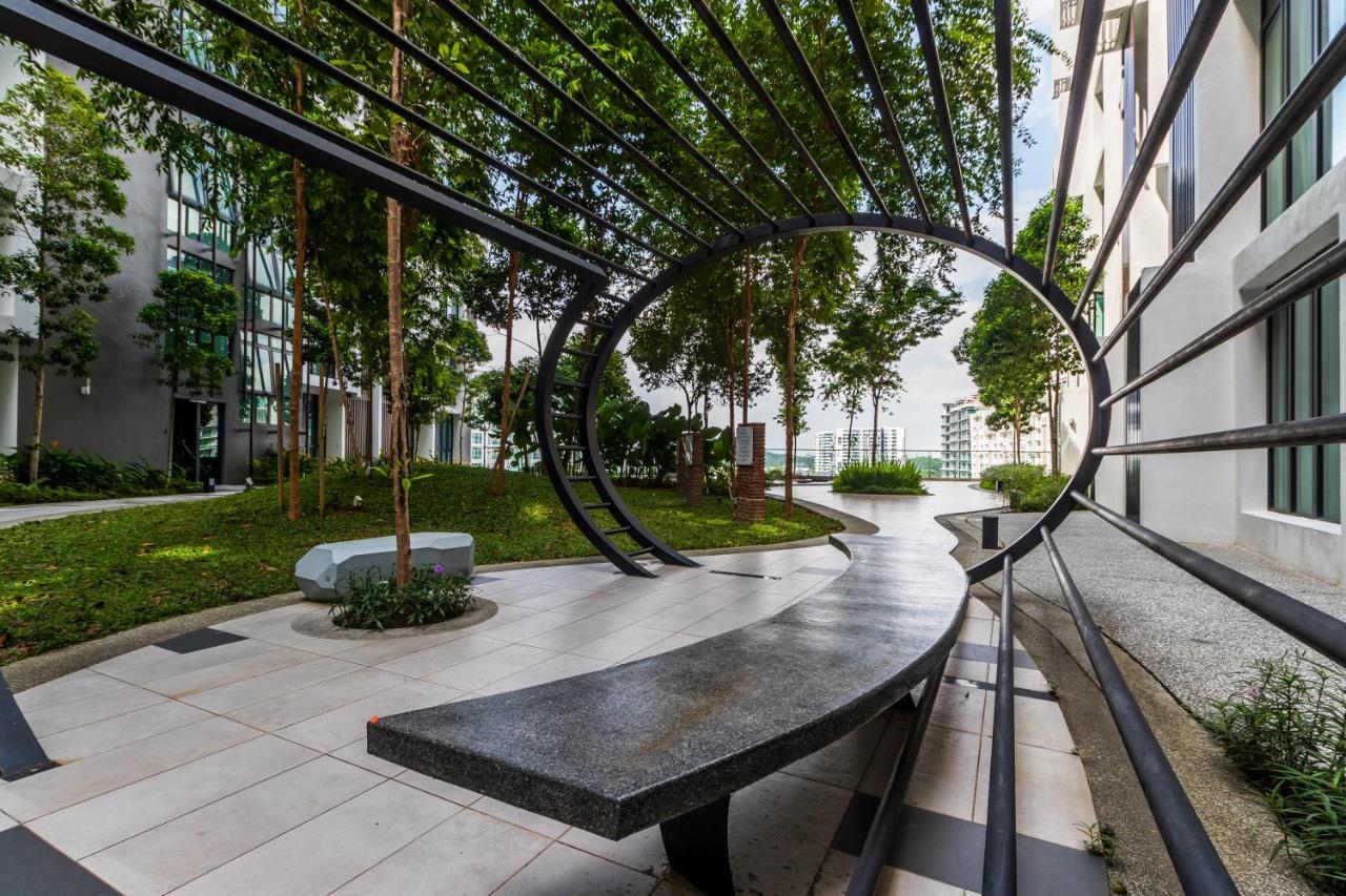 H20 Residence Ara Damansara By Airhost Petaling Jaya Exterior foto